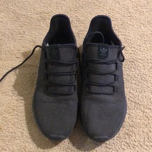 Adidas men’s black sneakers